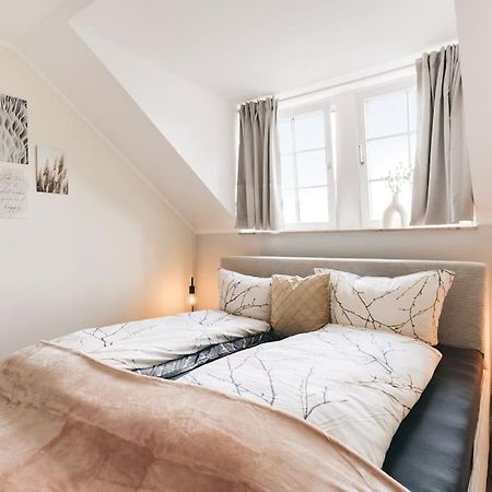 Tip! Toplage In Dresden! Moderne 100 Qm Ferienwohnung Fuer Familien Und Kleine Gruppen Exterior photo