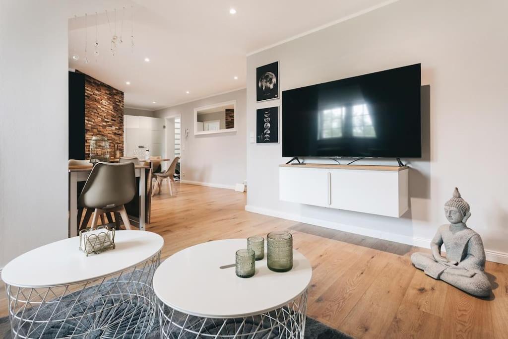 Tip! Toplage In Dresden! Moderne 100 Qm Ferienwohnung Fuer Familien Und Kleine Gruppen Exterior photo