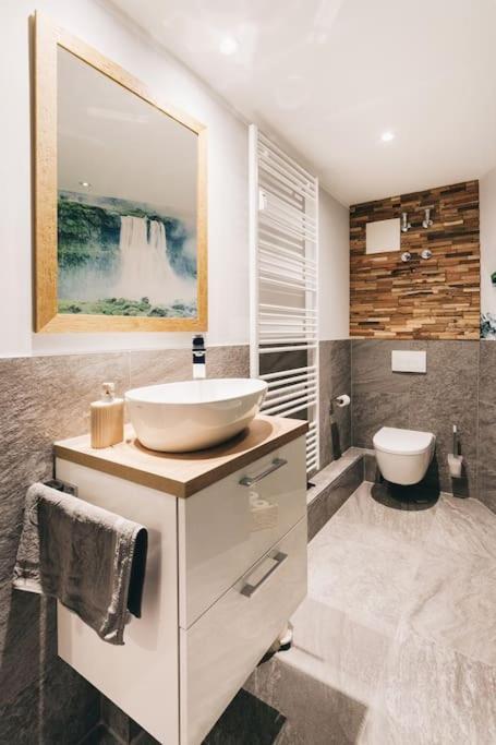 Tip! Toplage In Dresden! Moderne 100 Qm Ferienwohnung Fuer Familien Und Kleine Gruppen Exterior photo